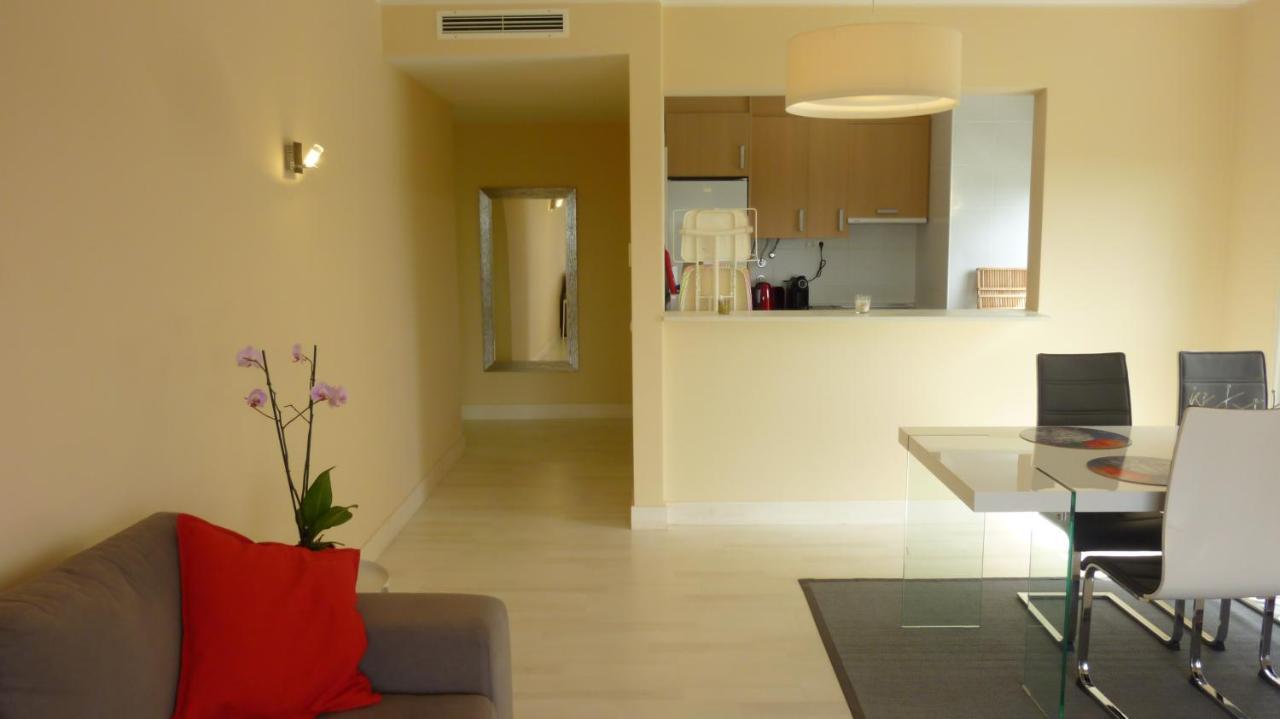 Beachfront Seaview Litoralmar Apt, Fast Wifi, Airco, Pool, Private Parking Portimão Eksteriør billede
