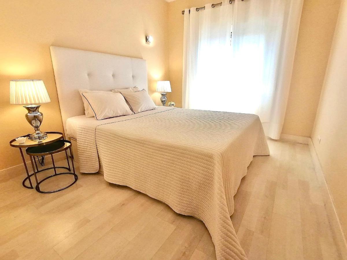 Beachfront Seaview Litoralmar Apt, Fast Wifi, Airco, Pool, Private Parking Portimão Eksteriør billede