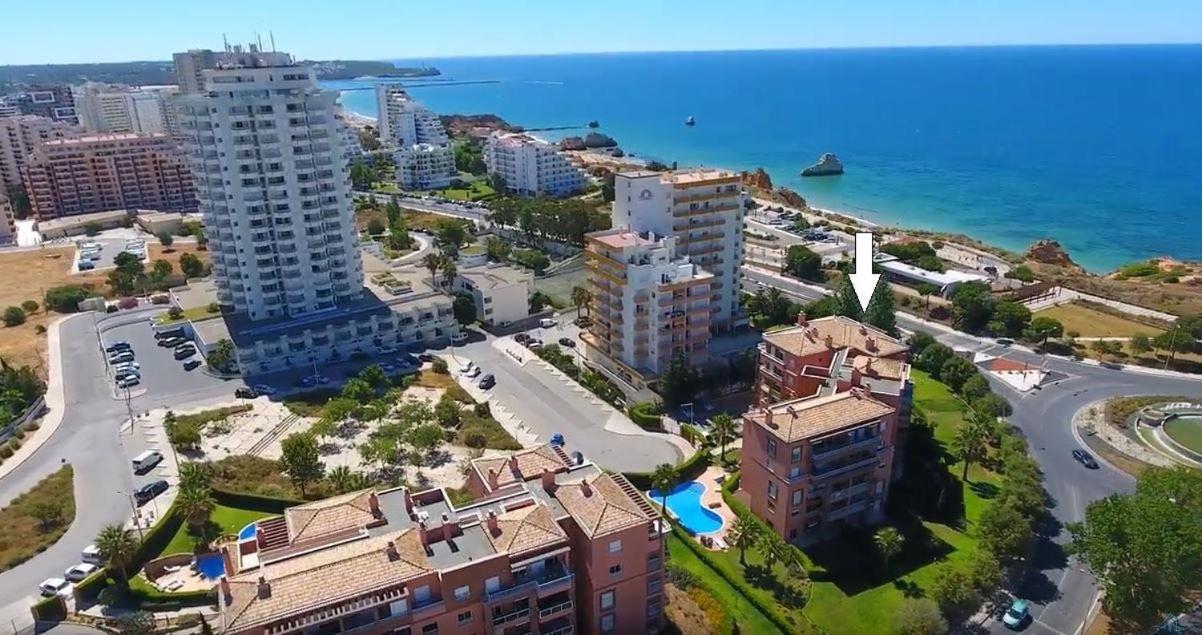 Beachfront Seaview Litoralmar Apt, Fast Wifi, Airco, Pool, Private Parking Portimão Eksteriør billede