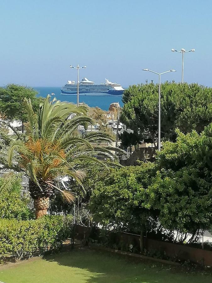 Beachfront Seaview Litoralmar Apt, Fast Wifi, Airco, Pool, Private Parking Portimão Eksteriør billede